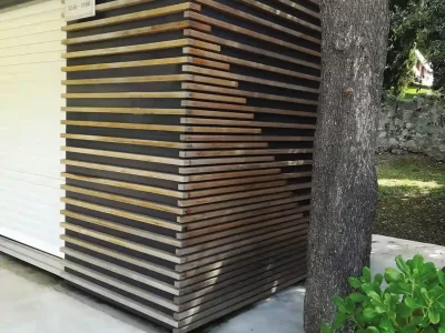 Slatted wooden booth with frontal tilting blind