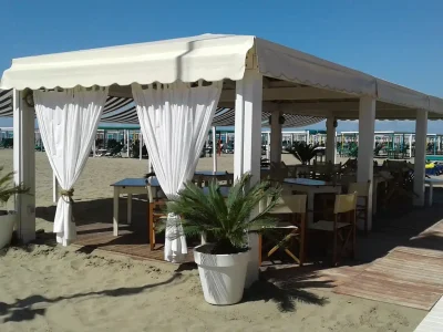 "Rosina" Beach Resort in Marina Pietra Santa (Lu)