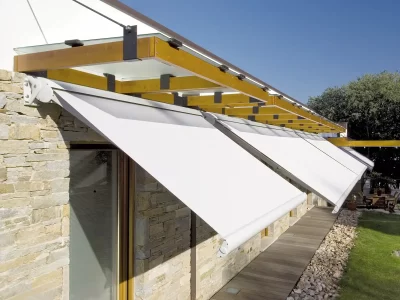 Door covers projecting roofs with glass and curtain