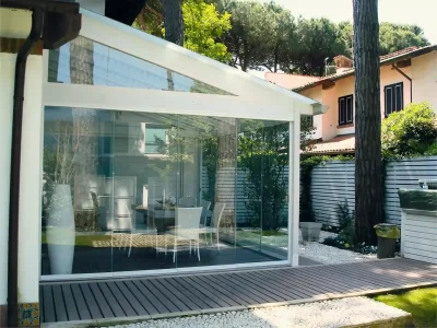 Steel structure and sliding glass