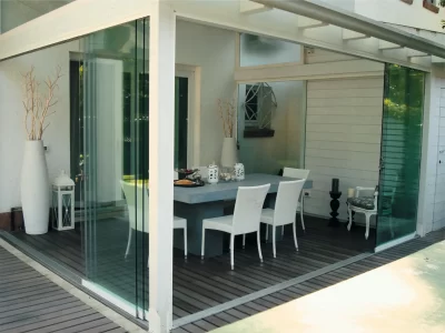 Steel structure and sliding glass